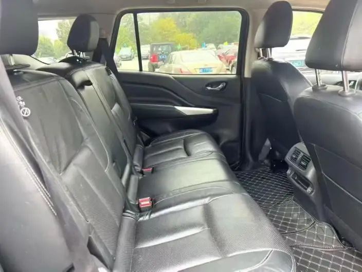 Nissan Terra 2020 Model 2.5L Automatic 2WD Smart Edition – фото 9