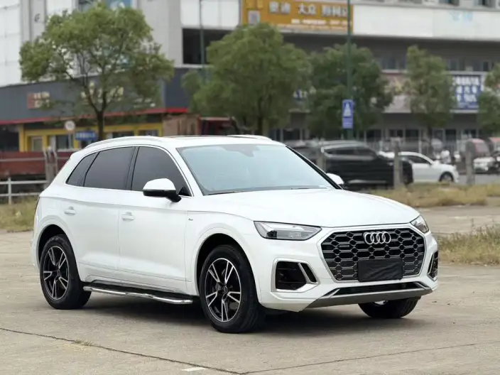 Audi Q5L 2025 Model 40TFSI Fashion Dynamic Model – фото 3