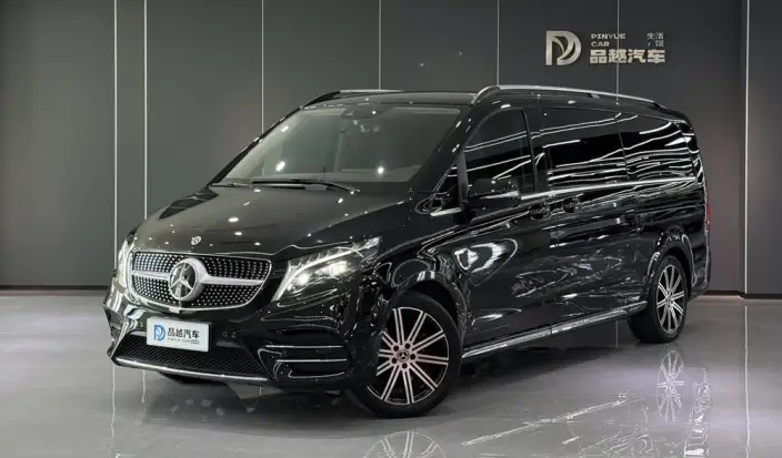 Mercedes-Benz V-Class 2022 Model V 260 L Long wheelbase Deluxe Edition – фото 1