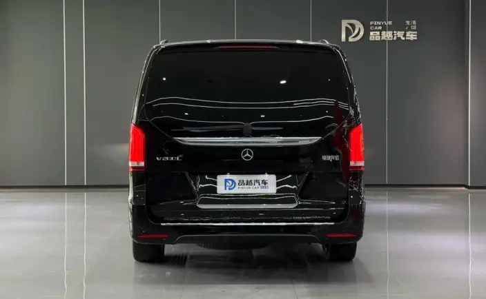 Mercedes-Benz V-Class 2022 Model V 260 L Long wheelbase Deluxe Edition – фото 4