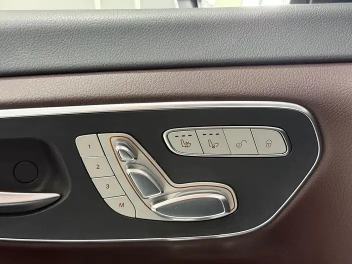 Mercedes-Benz V-Class 2022 Model V 260 L Long wheelbase Deluxe Edition – фото 6