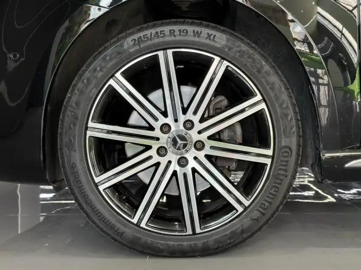 Mercedes-Benz V-Class 2022 Model V 260 L Long wheelbase Deluxe Edition – фото 9