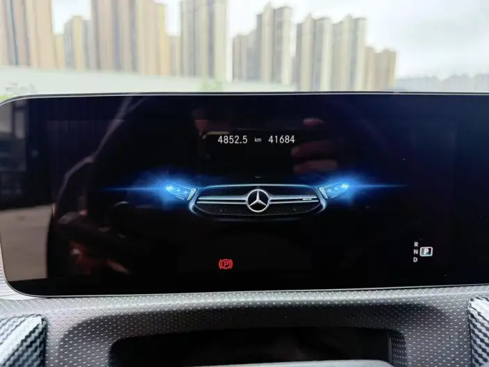 Mercedes-Benz A-Class AMG 2023 Model AMG A 35 L 4MATIC – фото 10