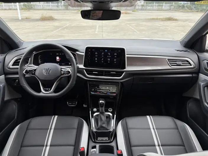 Volkswagen T-Roc 2024 Model 300TSI DSG Chenguang Edition – фото 9