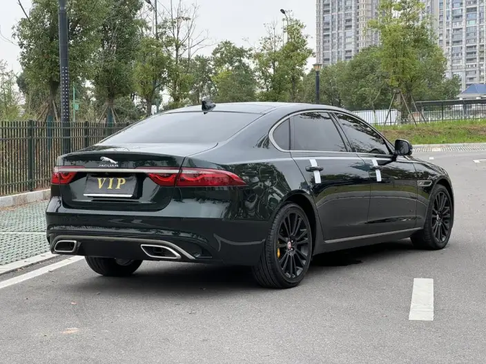 Jaguar XFL 2024 Model 2.0T P250 2WD Exclusive Deluxe Edition – фото 4