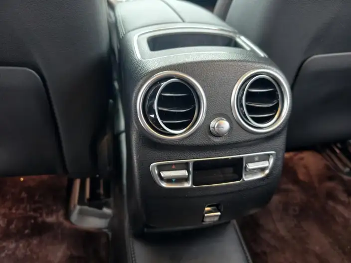 Mercedes-Benz GLC 2022 Model Facelift GLC 300 L 4MATIC Dynamic Model – фото 9
