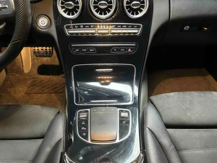 Mercedes-Benz C-Class 2021 Model C 260 Star Edition Collector Edition – фото 6
