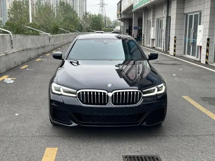 BMW 5 Series 2022 Model Facelift 525Li M Sports Set
