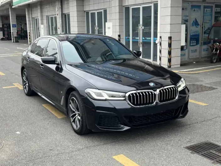 BMW 5 Series 2022 Model Facelift 525Li M Sports Set