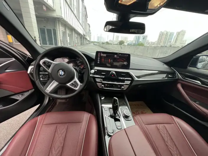 BMW 5 Series 2022 Model Facelift 525Li M Sports Set – фото 7