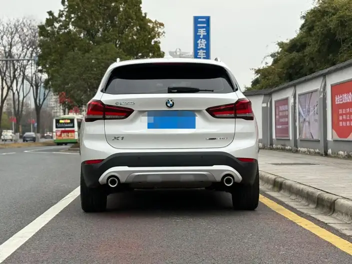 BMW X1 2022 Model sDrive20Li Fashion Model – фото 6