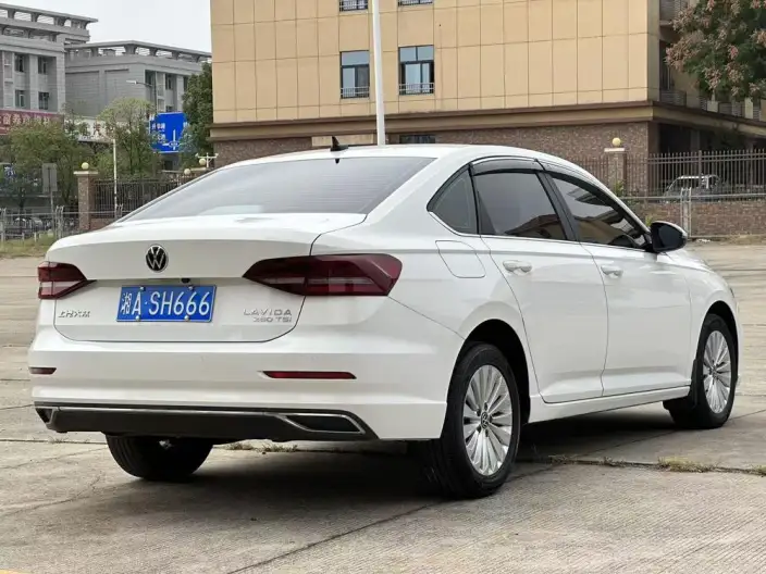 Volkswagen Lavida 2021 Model 280TSI DSG Comfort Edition – фото 5