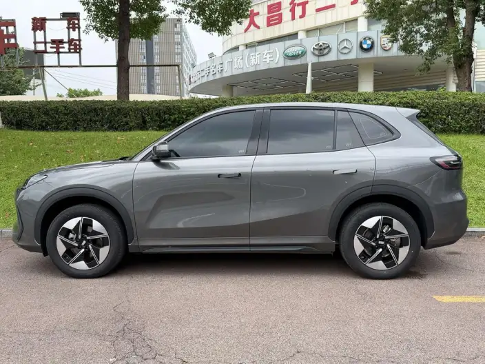 Geely Galaxy E5 2026 Model 530km Voyage Edition – фото 3