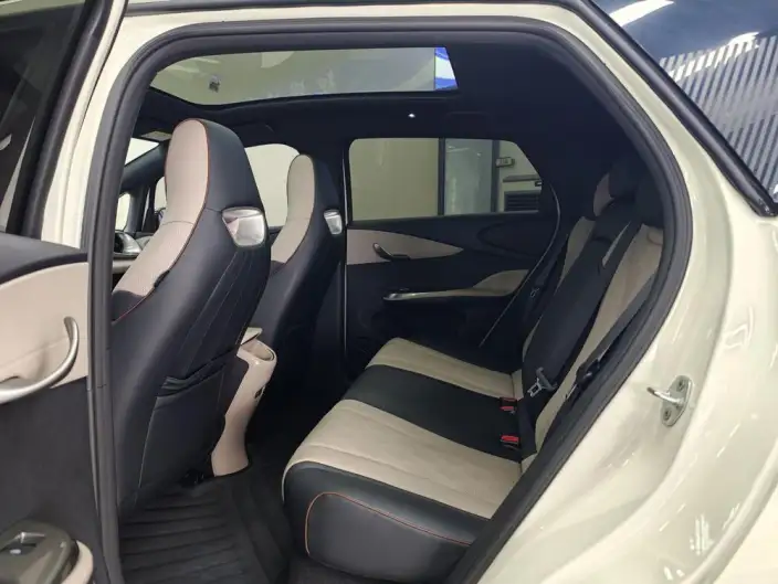 BYD Dolphin 2024 Model Honor Edition 420km Free Edition – фото 10