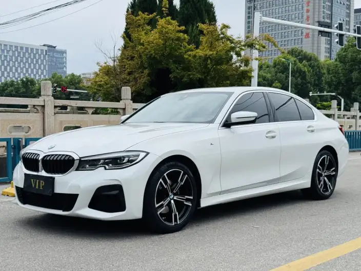 BMW 3 Series 2022 Model Facelift 325i M Sports Set – фото 1