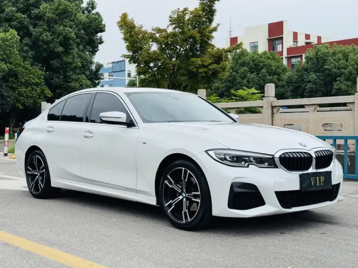 BMW 3 Series 2022 Model Facelift 325i M Sports Set – фото 3