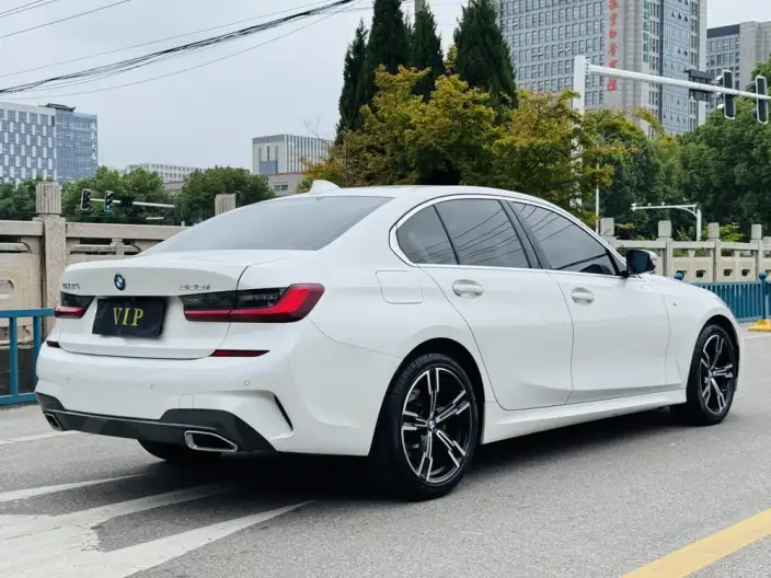 BMW 3 Series 2022 Model Facelift 325i M Sports Set – фото 7