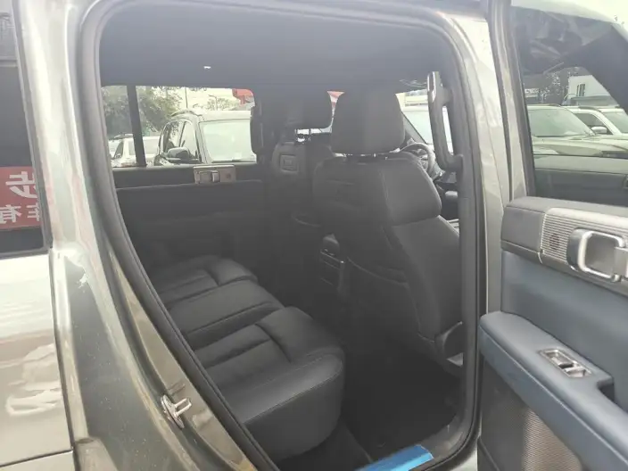 Titan 7 PHEV 2025 Model 190KM 4WD Ultra Edition – фото 9