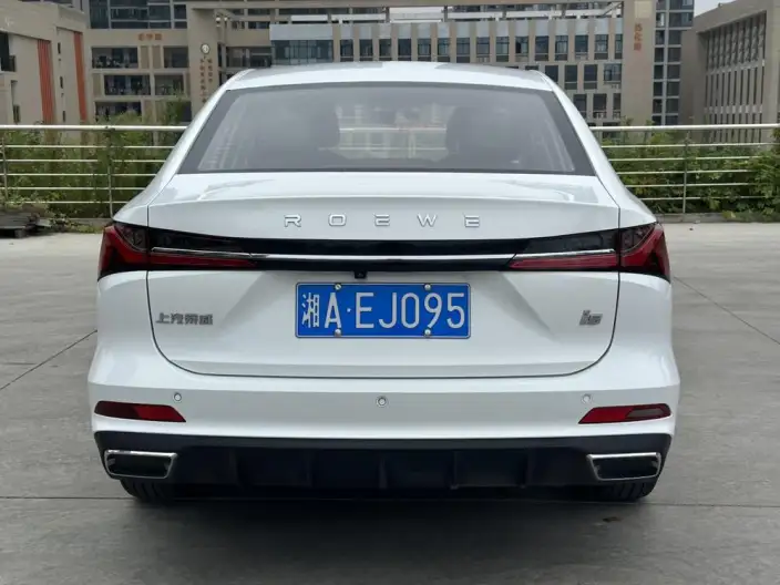 Roewe i5 2023 Model 1.5L CVT Zunrong Edition – фото 5