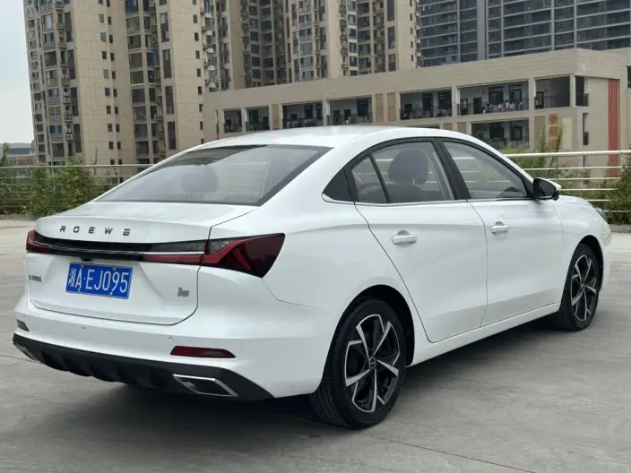 Roewe i5 2023 Model 1.5L CVT Zunrong Edition – фото 6