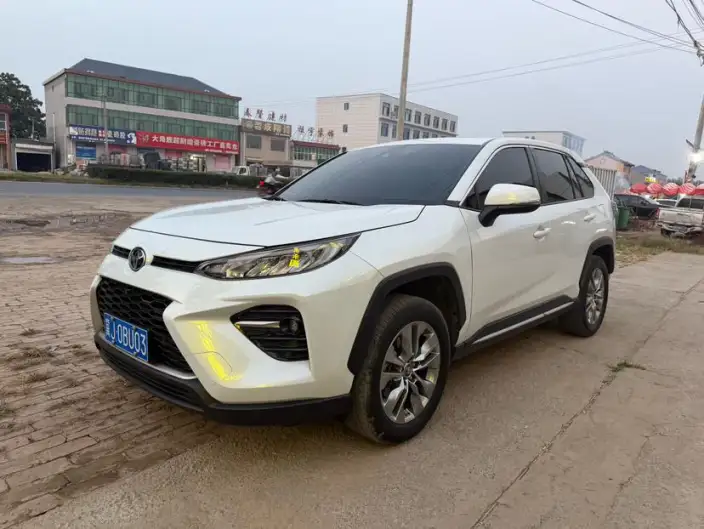 Toyota Wildlander 2022 Model 2.0L 2WD Deluxe Edition – фото 1
