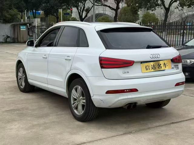 Audi Q3 2013 35 TFSI quattro Comfort – фото 4