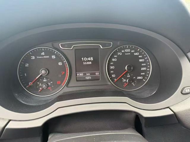 Audi Q3 2013 35 TFSI quattro Comfort – фото 6