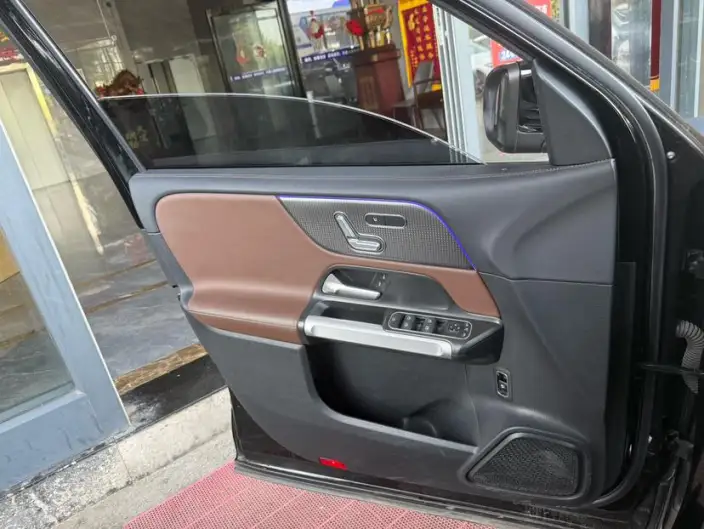 Mercedes-Benz GLB 2021 Model GLB 200 Fashion Model – фото 6