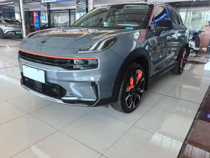 Lynk & Co 06 2020 Model 1.5T Shine Halo – фото 1