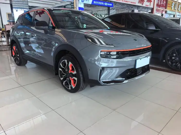 Lynk & Co 06 2020 Model 1.5T Shine Halo – фото 3