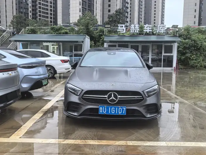 Mercedes-Benz A-Class AMG 2023 Model AMG A 35 L 4MATIC – фото 2