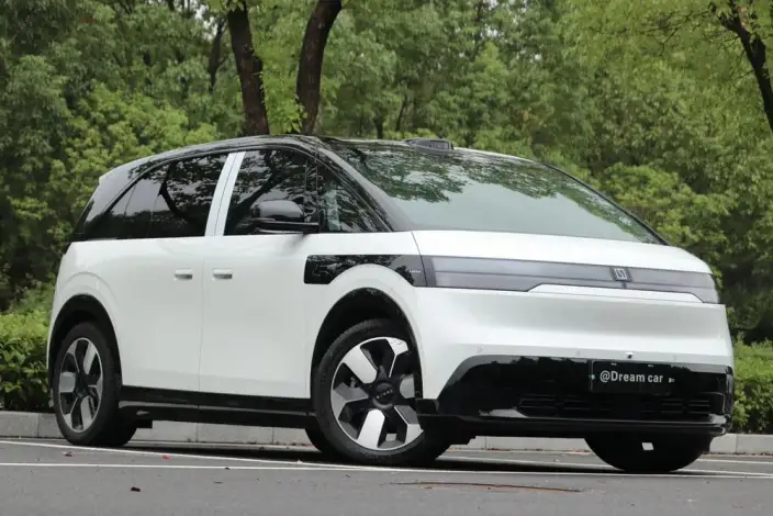 ZEEKR MIX 2025 Model 102kWh Long Battery Life Pro Smart Driving Edition – фото 2
