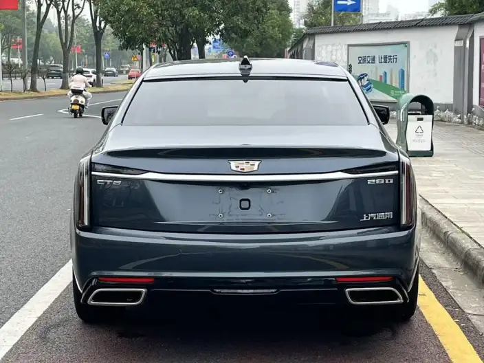 Cadillac CT6 2023 Model 28T Fashion Model – фото 4