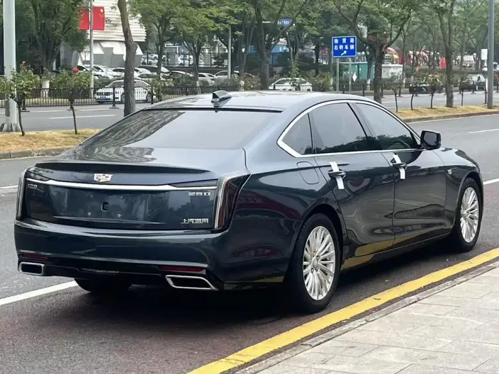 Cadillac CT6 2023 Model 28T Fashion Model – фото 5