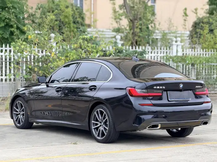 BMW 3 Series 2022 Model 325Li M Sports Set – фото 4