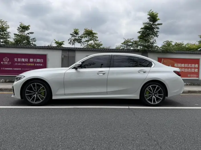 BMW 3 Series 2022 Model 320Li M Sports Set – фото 4