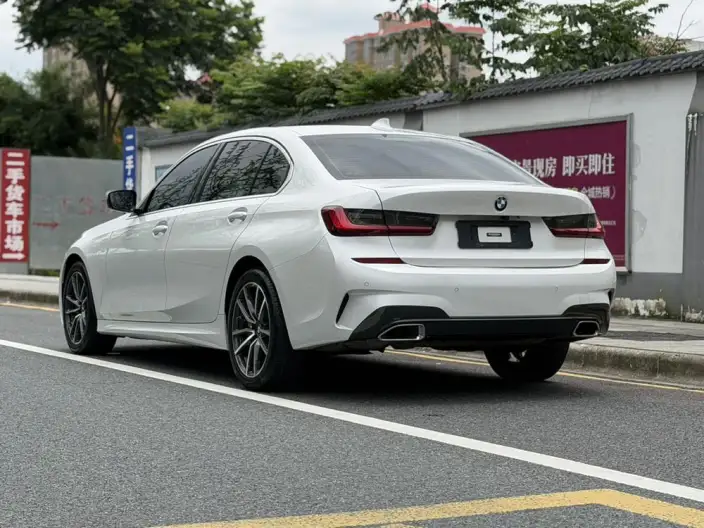 BMW 3 Series 2022 Model 320Li M Sports Set – фото 5
