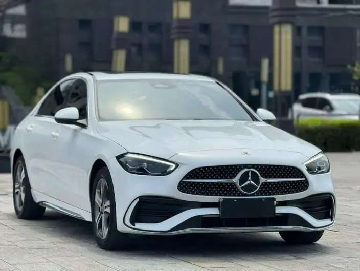 Mercedes-Benz C-Class 2022 Model Facelift C 200 L Sports Edition – фото 3