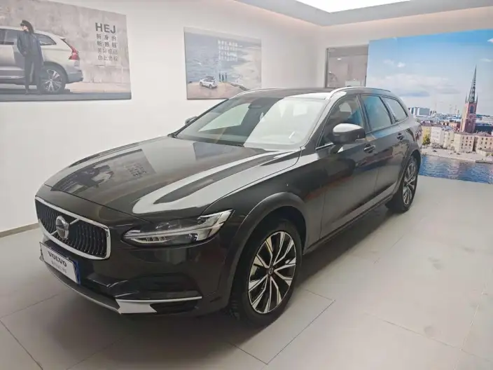 Volvo V90 2025 Model Cross Country B5 AWD Zhiyuan Edition – фото 9