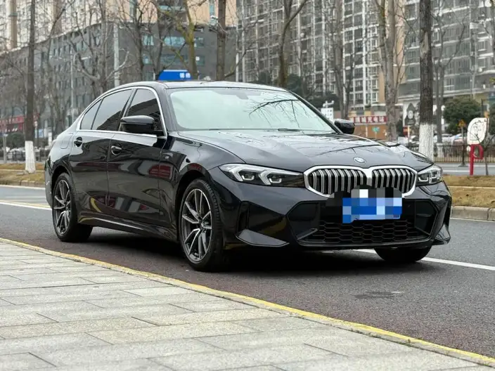 BMW 3 Series 2023 Model 320Li M Sports Set – фото 3