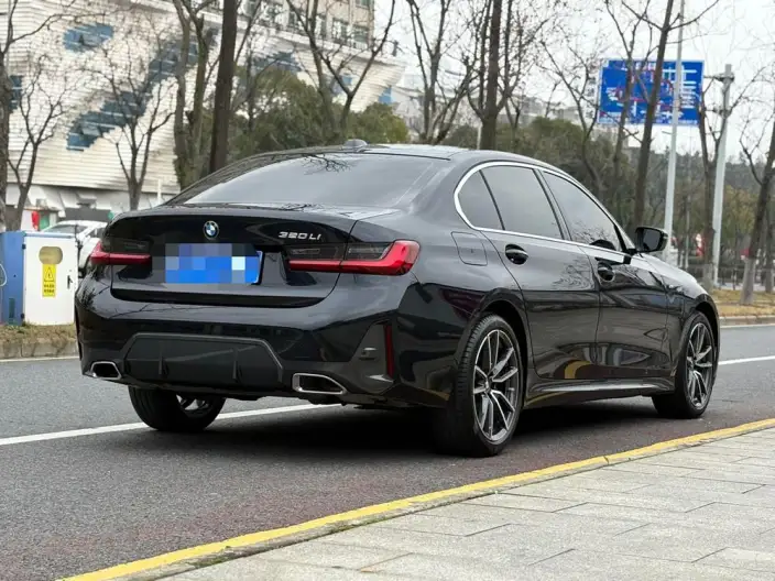 BMW 3 Series 2023 Model 320Li M Sports Set – фото 7