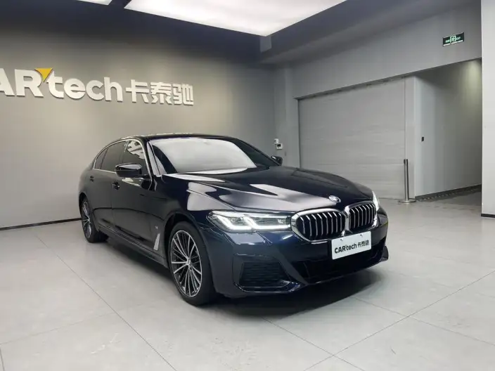 BMW 5 Series 2023 Model 530Li Leading Model M Sports Set – фото 3