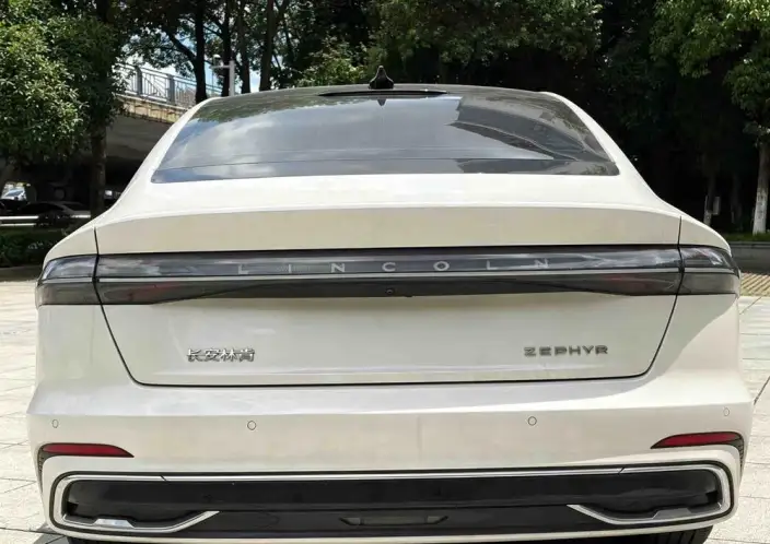 Lincoln Z 2024 Model 2.0T Zun Shang Edition – фото 5