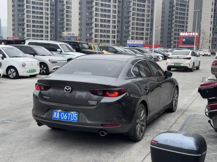 Mazda3 Axela 2021 Model 2.0L Automatic Zhi Ya Edition – фото 6