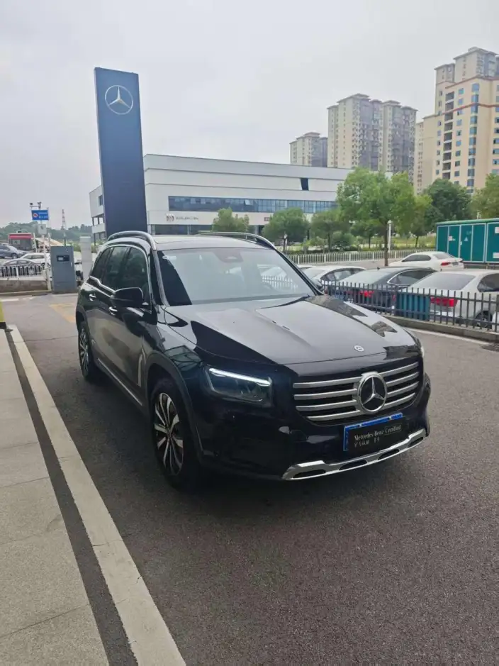 Mercedes-Benz GLB 2025 Model GLB 220 Fashion Model – фото 3