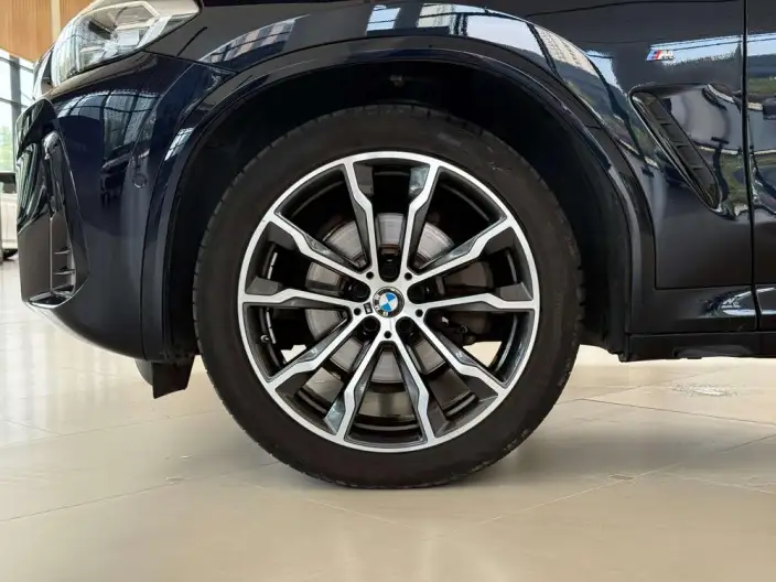 BMW X3 2023 Model xDrive30i Leading Model M Night Set – фото 8