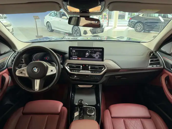 BMW X3 2023 Model xDrive30i Leading Model M Night Set – фото 9