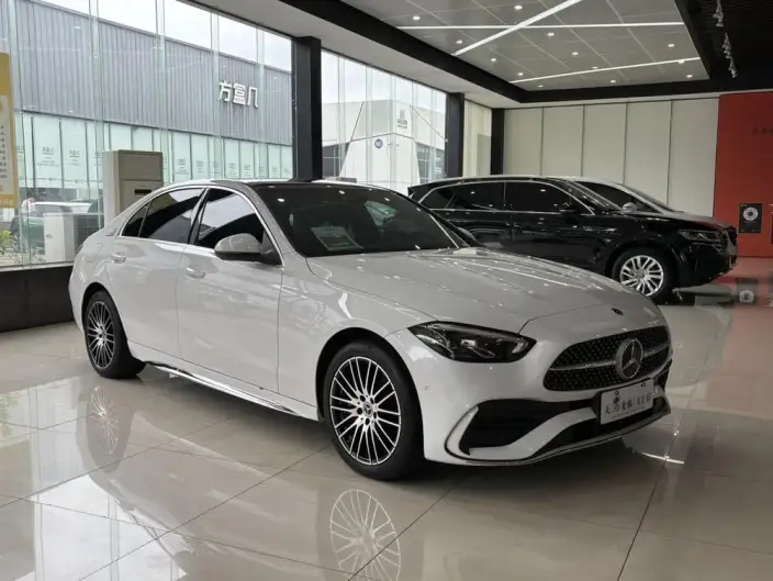 Mercedes-Benz C-Class 2023 Model Facelift C 260 L Sports Edition – фото 3
