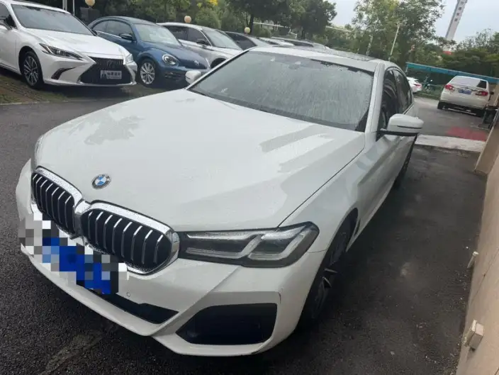 BMW 5 Series Imported 2022 Model 525i M Sports Set – фото 1