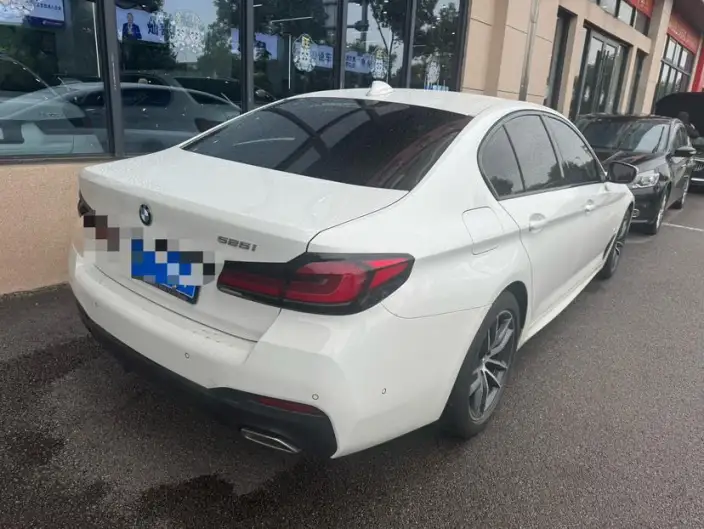 BMW 5 Series Imported 2022 Model 525i M Sports Set – фото 2